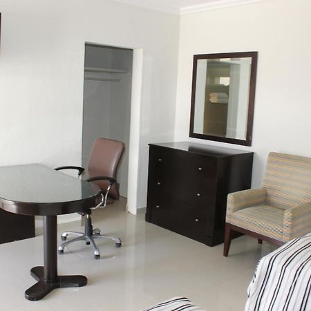 Hotel San Lorenzo Los Mochis Exterior foto
